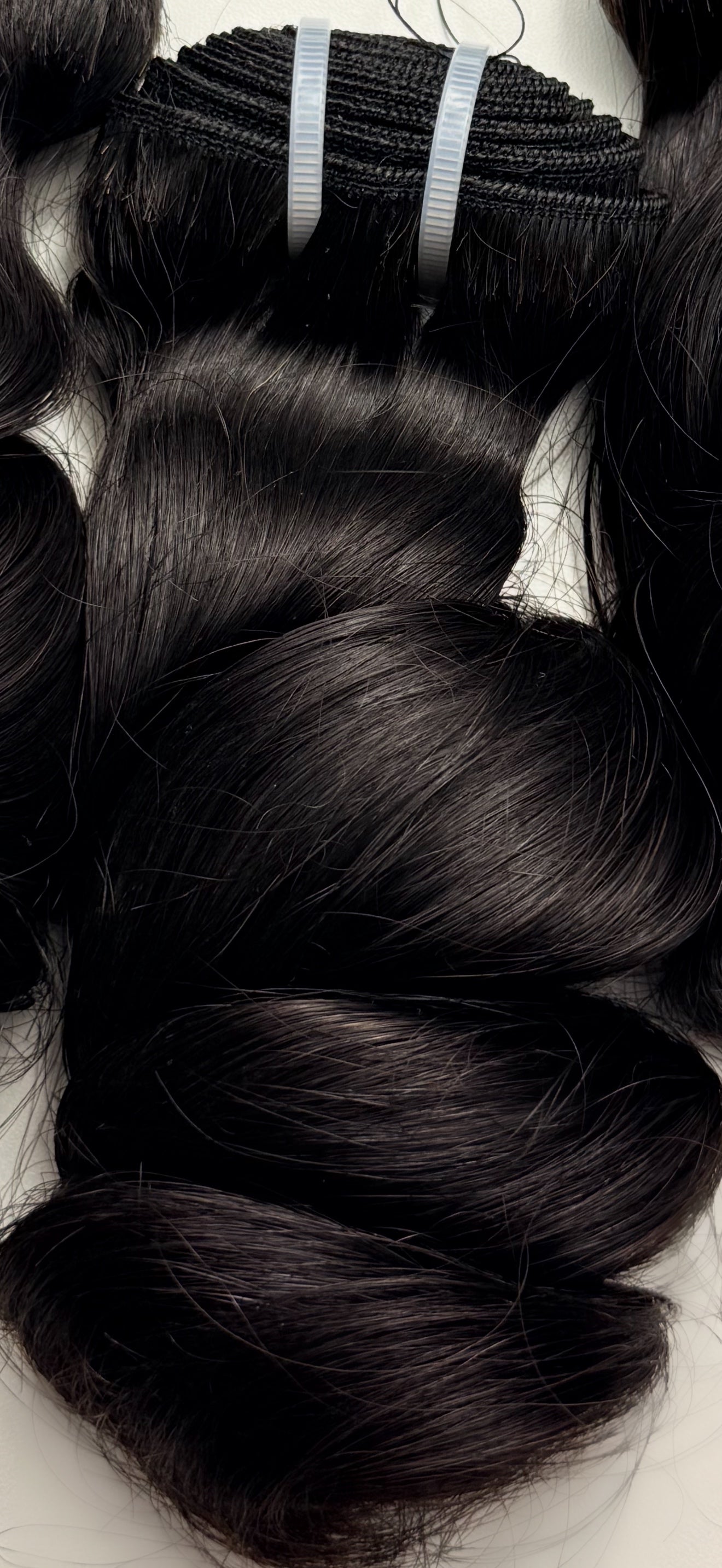 "RUE" Loose Wave Bundle